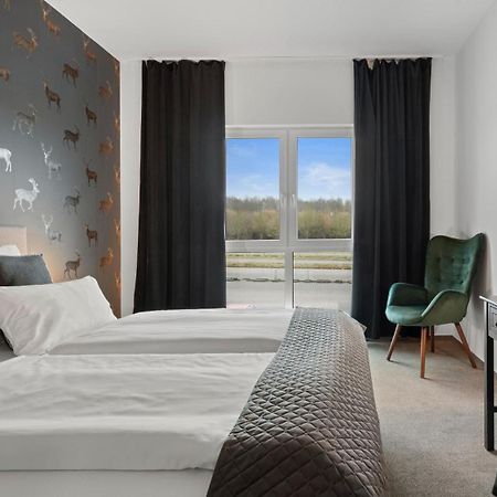 Alpine Hotel بيسبينغين المظهر الخارجي الصورة