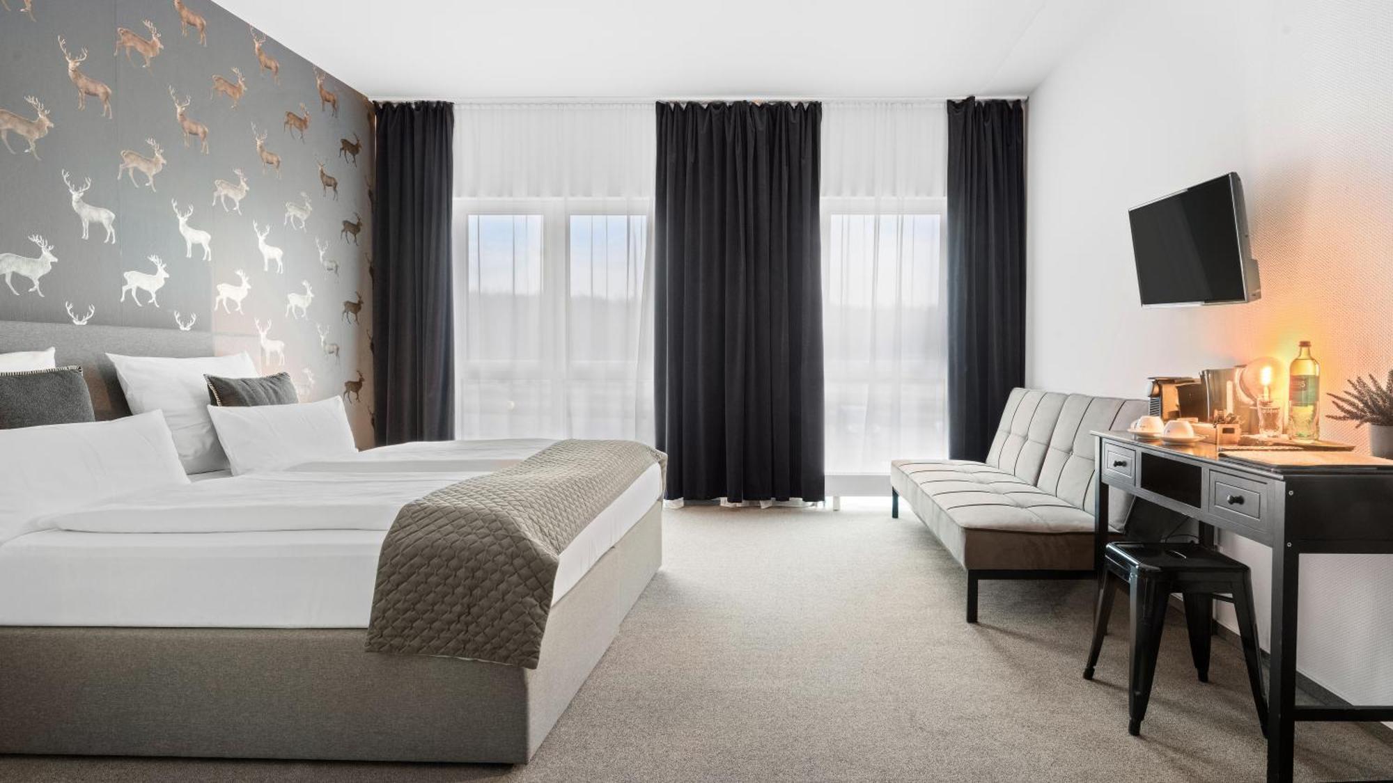 Alpine Hotel بيسبينغين المظهر الخارجي الصورة